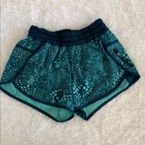 Lululemon running short